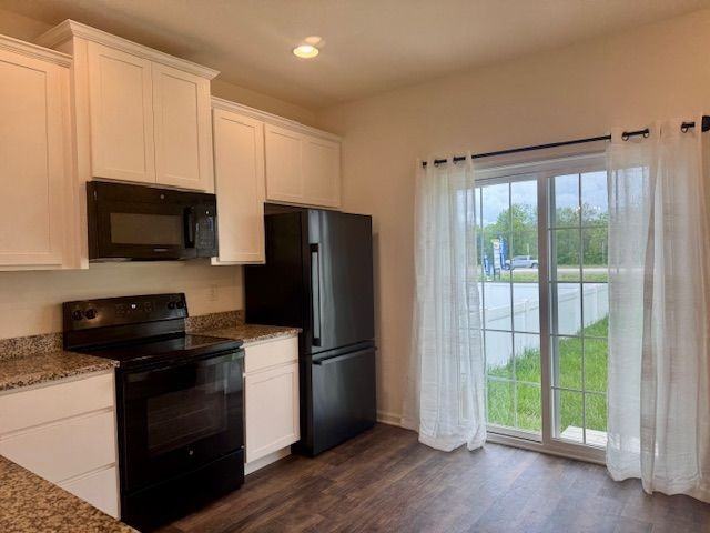 802 Ruth Way - Photo 6 of 21