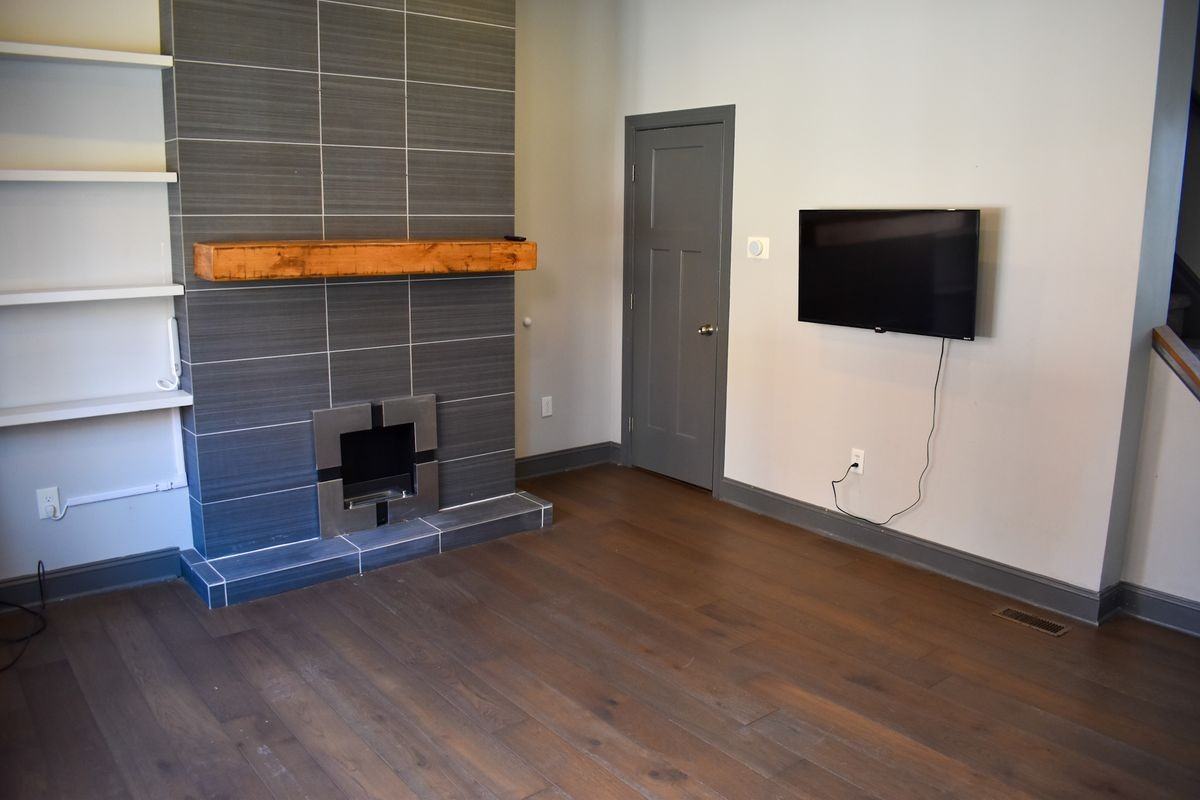 5307 Carnegie St - Photo 2 of 34