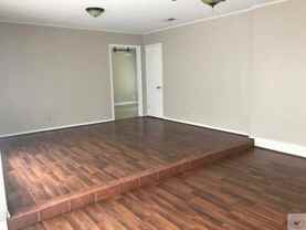 8 Lynda Ave - Photo 1 of 1