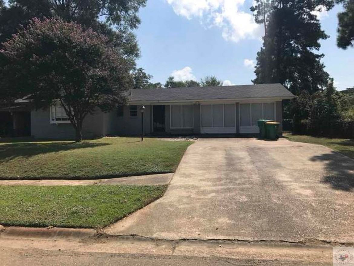 8 Lynda Ave #8LYNDA - Photo 2 of 3