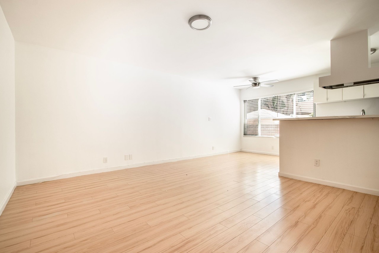 1522 Hi Point St - Photo 6 of 7