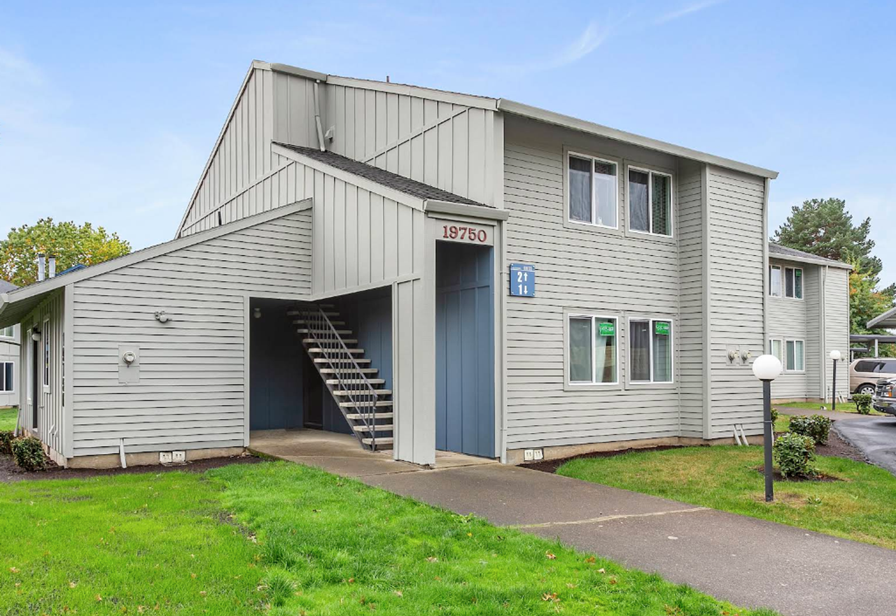 The Alexander Apartments - Photo 2 of 23