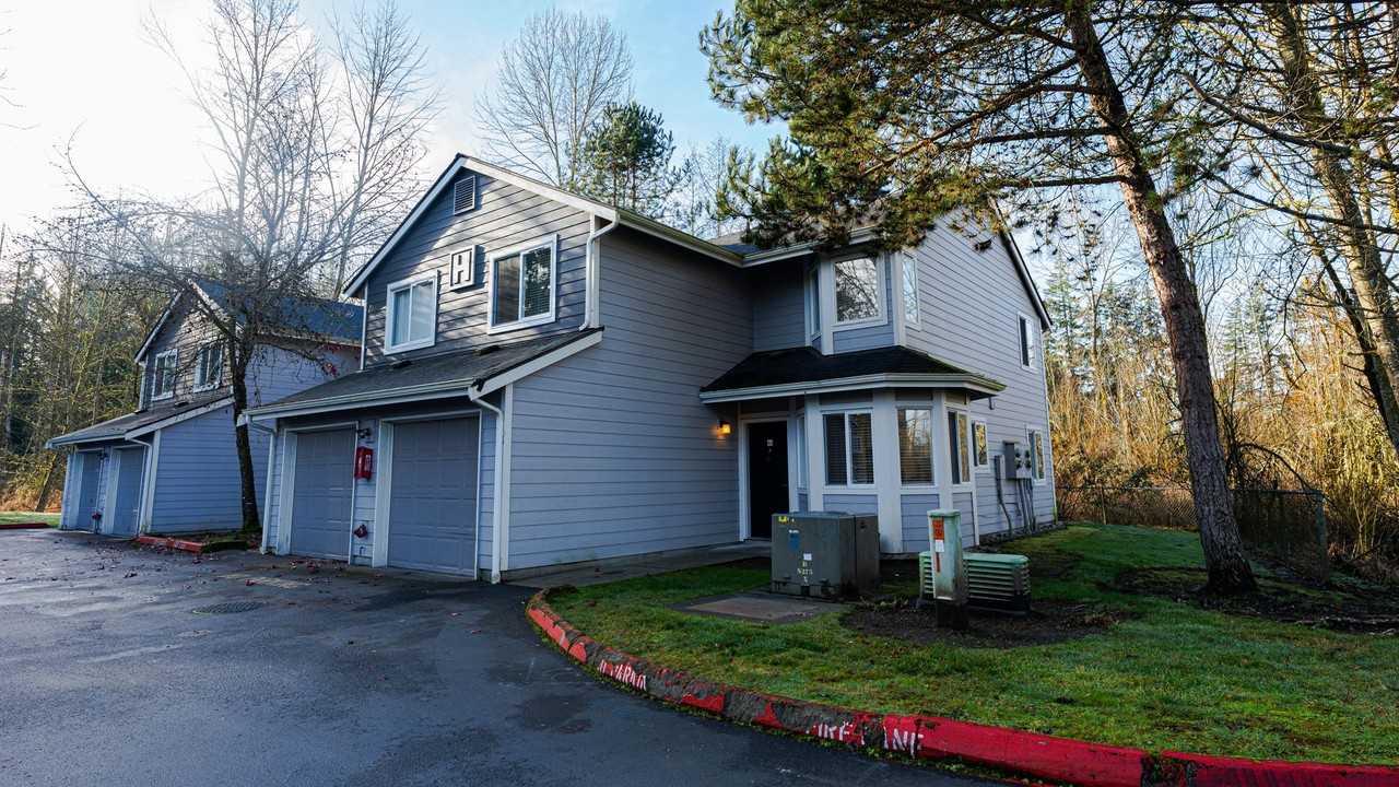 LSLV Lakeshore Lakeview - Photo 6 of 7