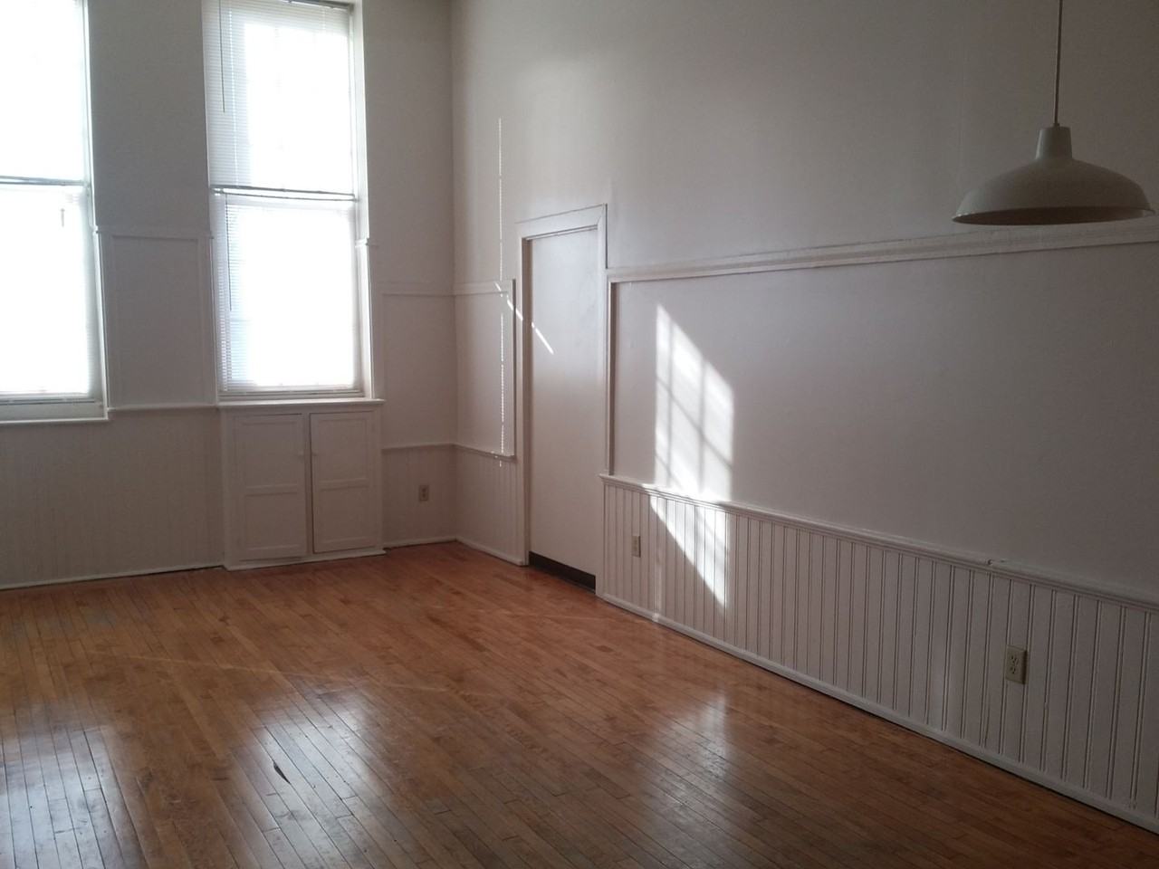 UV Salisbury - Photo 3 of 10