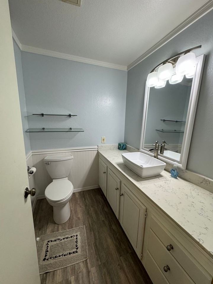 199 Peach Street - Photo 5 of 34