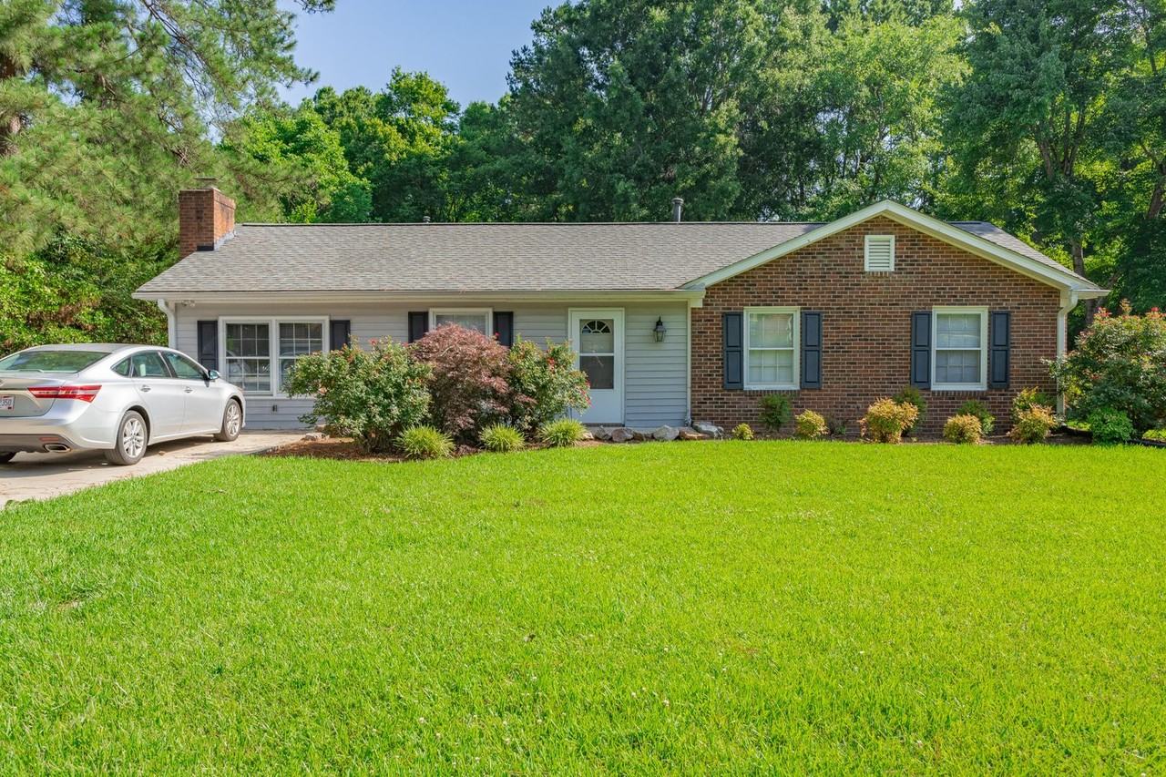 DHS Realty Houses - Photo 3 of 50