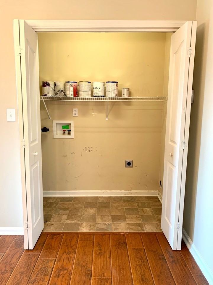 3425 Foxrun Ln - Photo 7 of 21