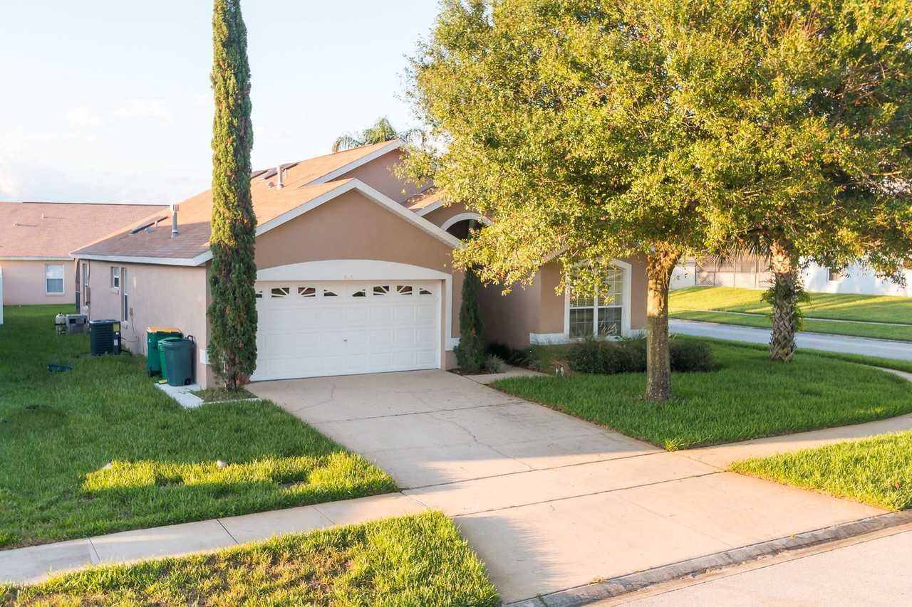 8115 Pomo Dr - Photo 2 of 32