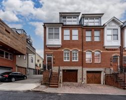 featured image of 1009 S Decker Ave