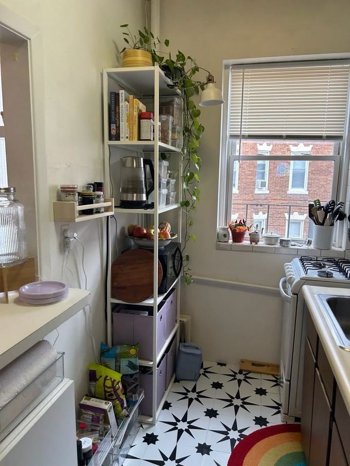 219 Kelton St - Photo 4 of 4