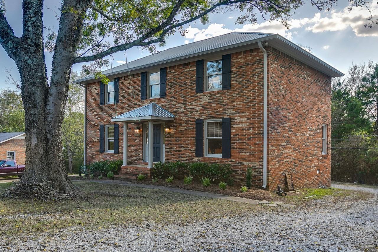1023 Chickasaw Trl - Photo 5 of 27