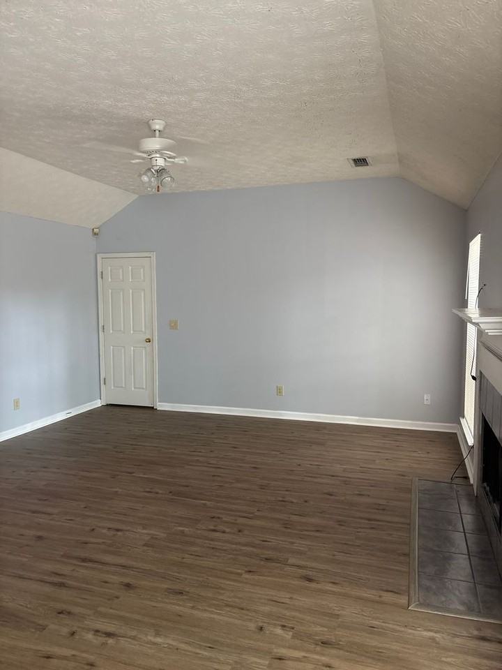 6532 Juniper Tree Ln - Photo 4 of 25