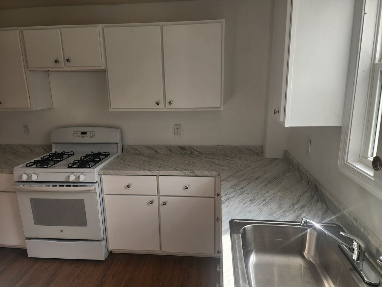 36 North Rodney Drive - Photo 6 of 21