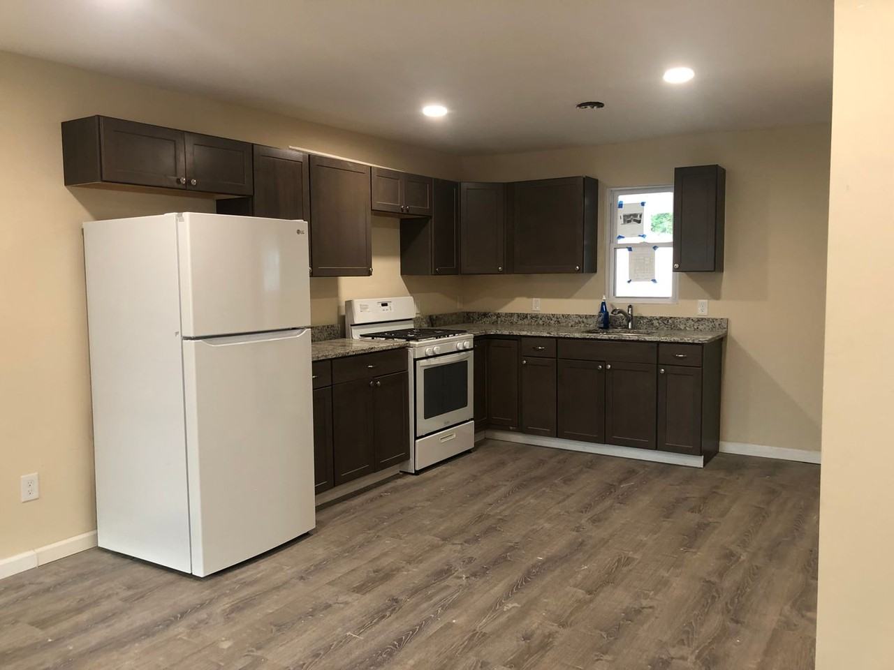 10 Brandon Ave - Photo 2 of 18