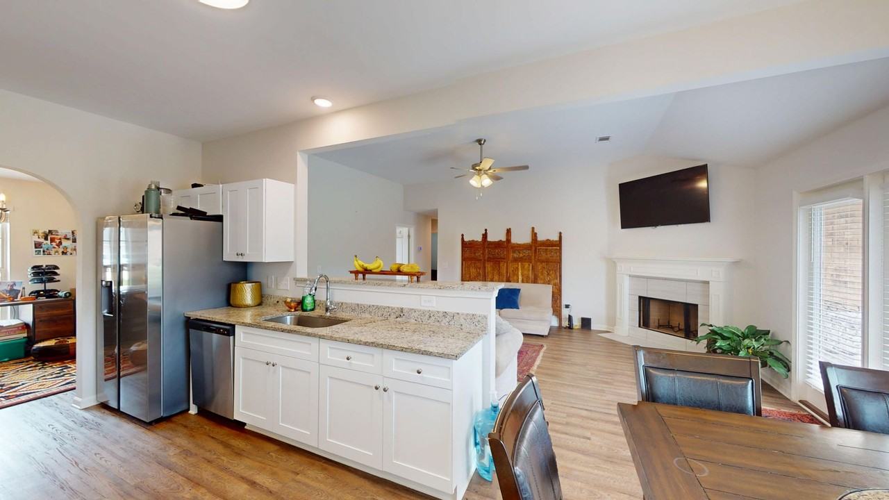 216 Dawsons Mill Way - Photo 2 of 27
