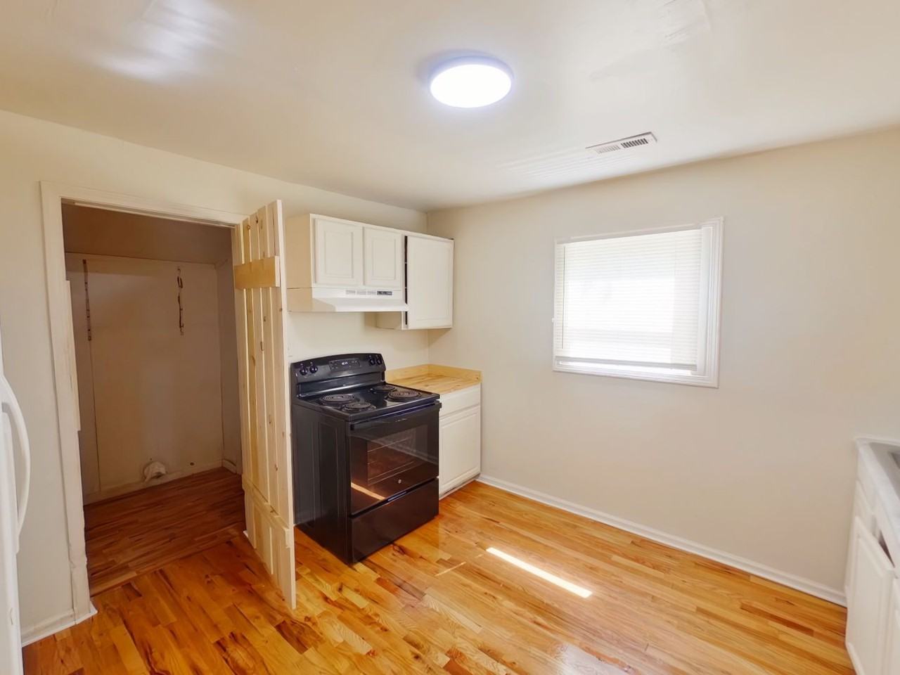 4243 E Whitney Ln - Photo 3 of 9