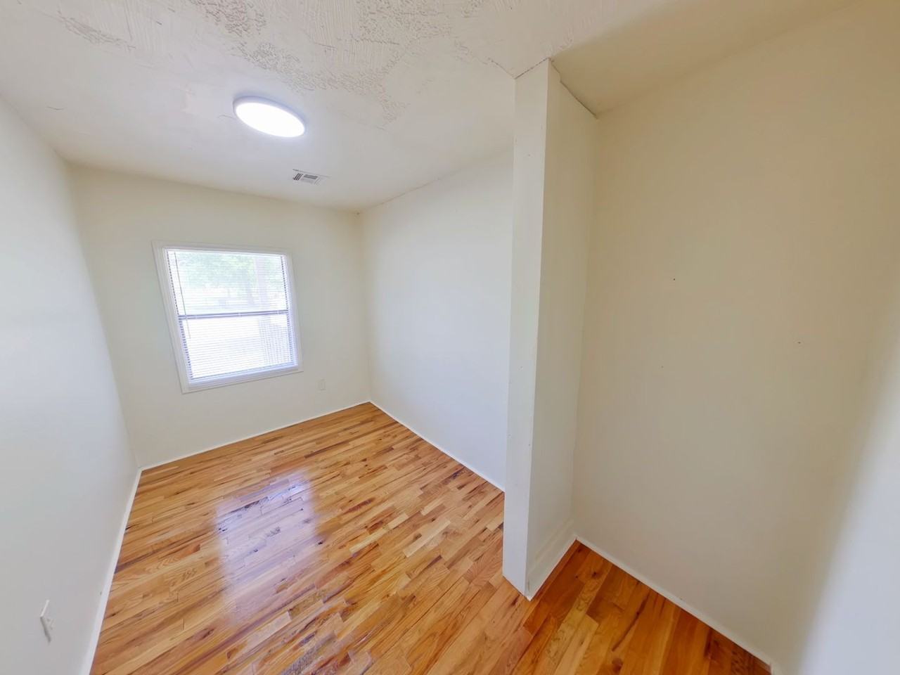 4243 E Whitney Ln - Photo 5 of 9