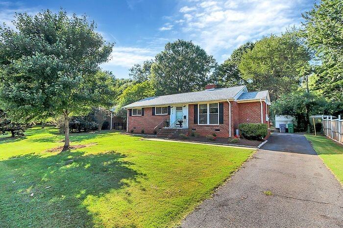 4214 University Dr - Photo 3 of 30