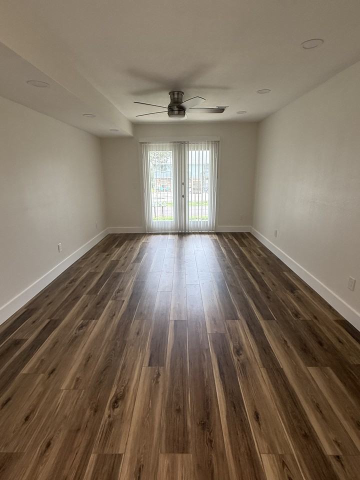 806 N Jackson St #NA - Photo 4 of 11