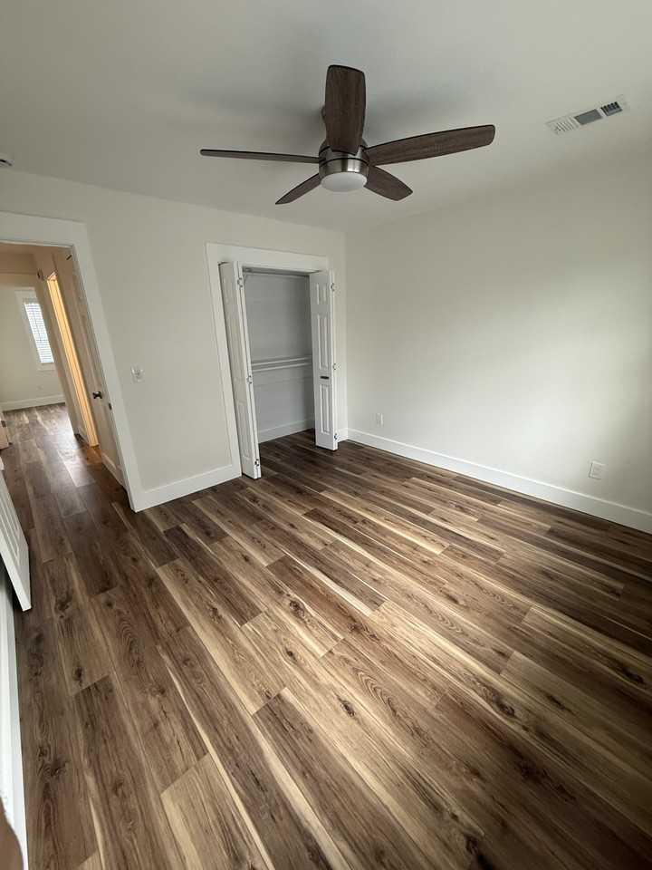 806 N Jackson St #NA - Photo 7 of 11