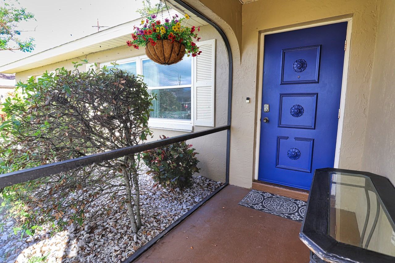 4215 Pandora Road #NA - Photo 3 of 31