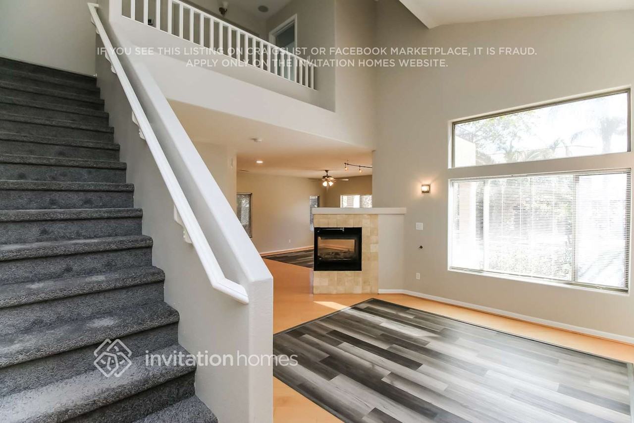 4081 E Wagon Cir - Photo 3 of 16
