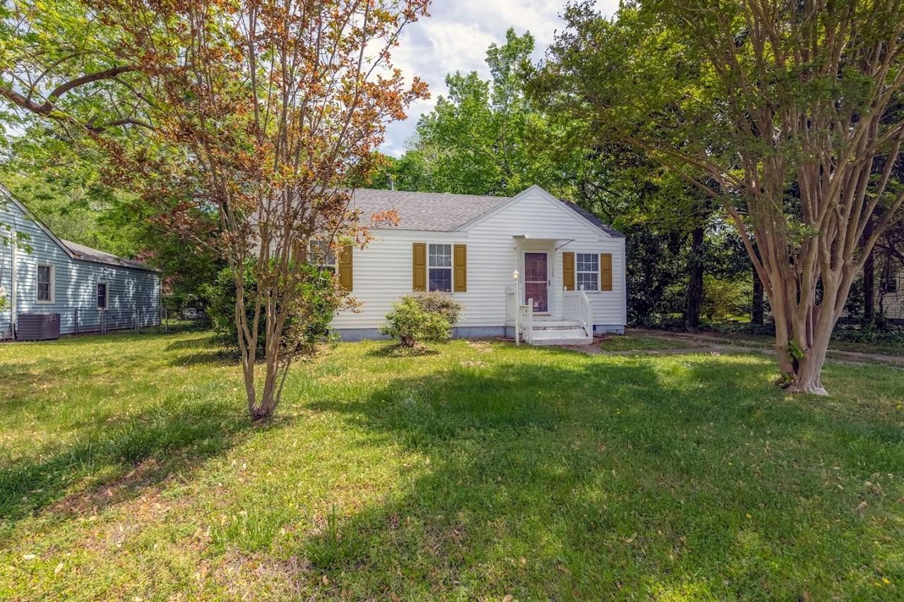 1128 Wilkins Dr #1 - Photo 2 of 15