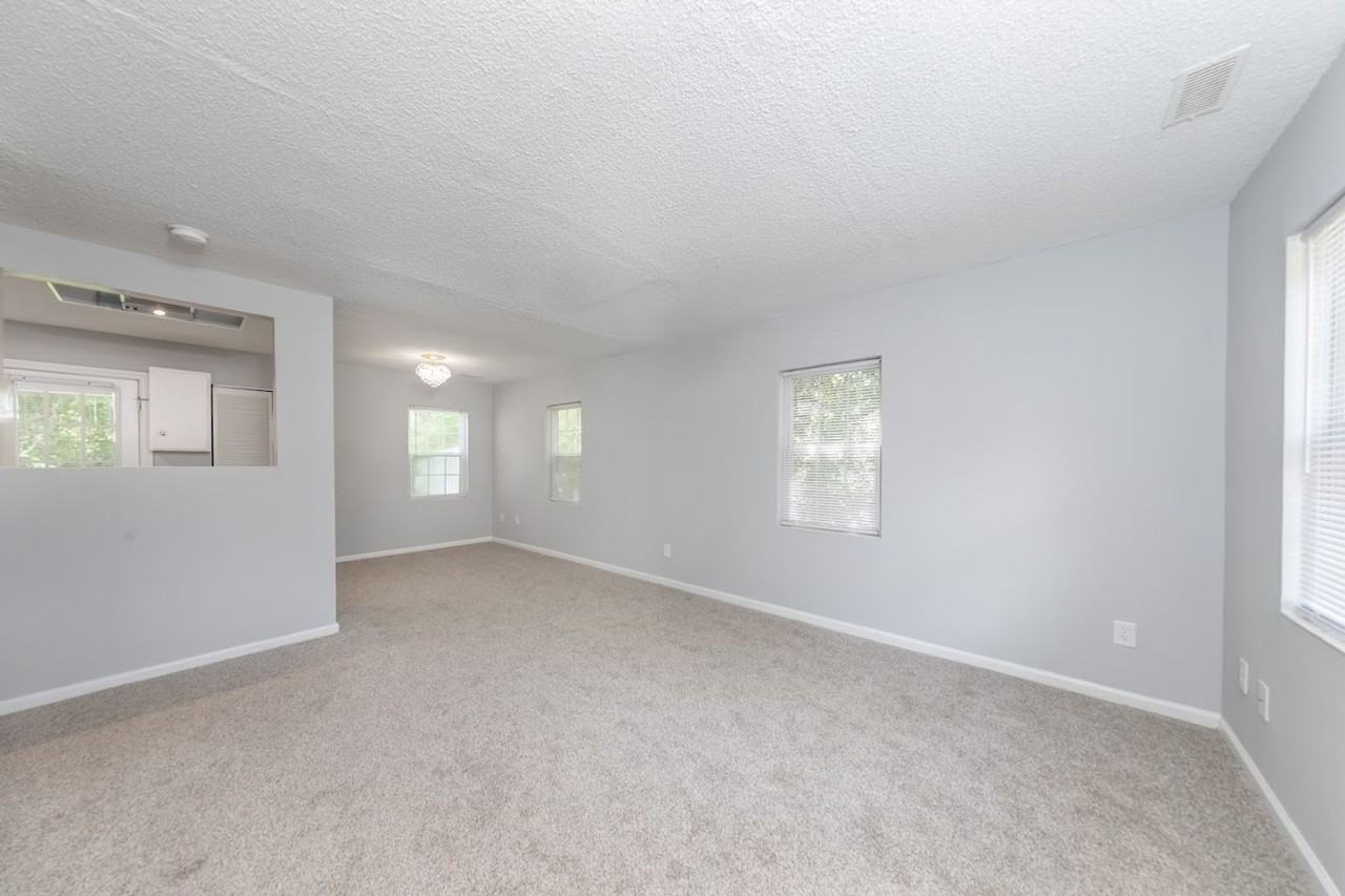 1128 Wilkins Dr #1 - Photo 3 of 15