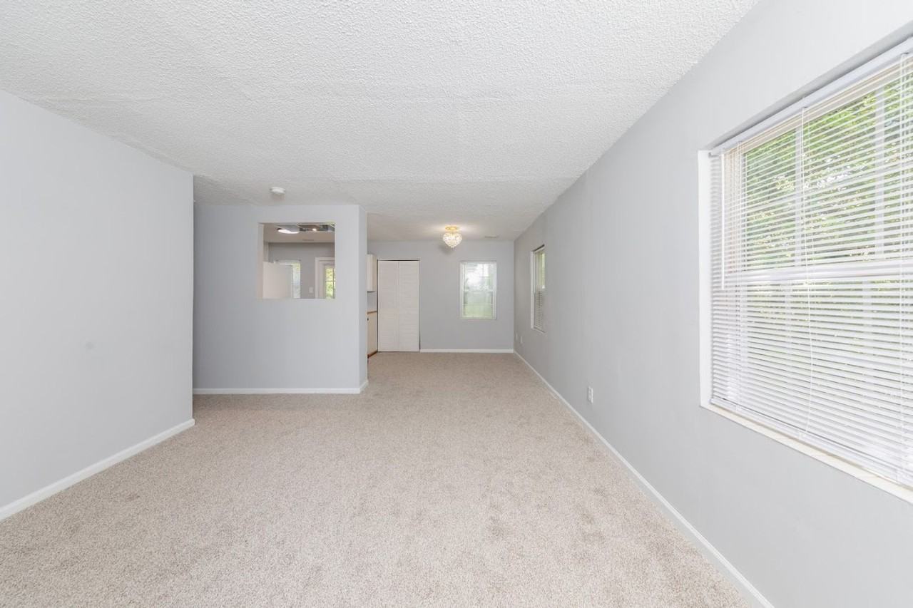 1128 Wilkins Dr #1 - Photo 4 of 15