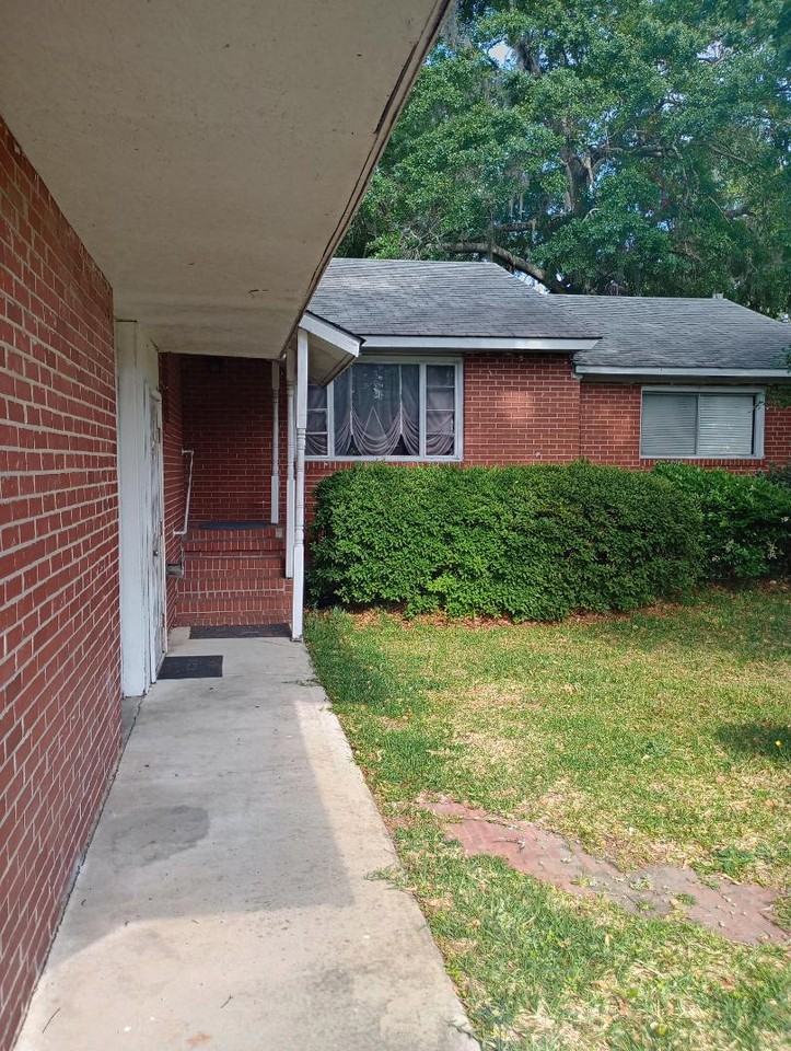 West General Screven Way - Photo 2 of 11