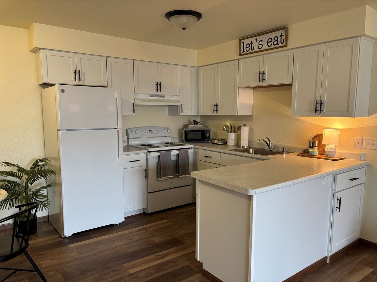 Westridge Apartments - Photo 3 of 14