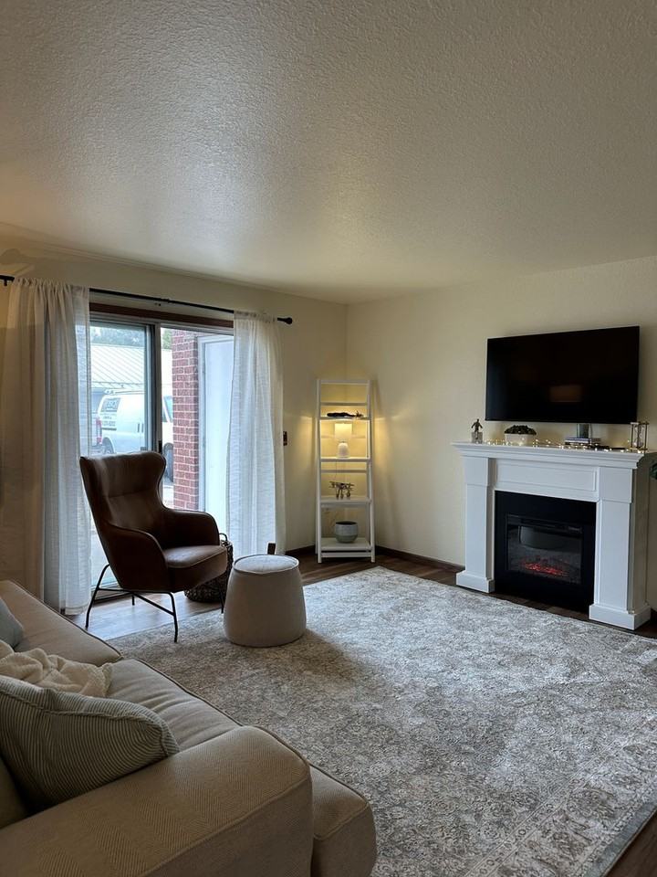 Westridge Apartments - Photo 6 of 14