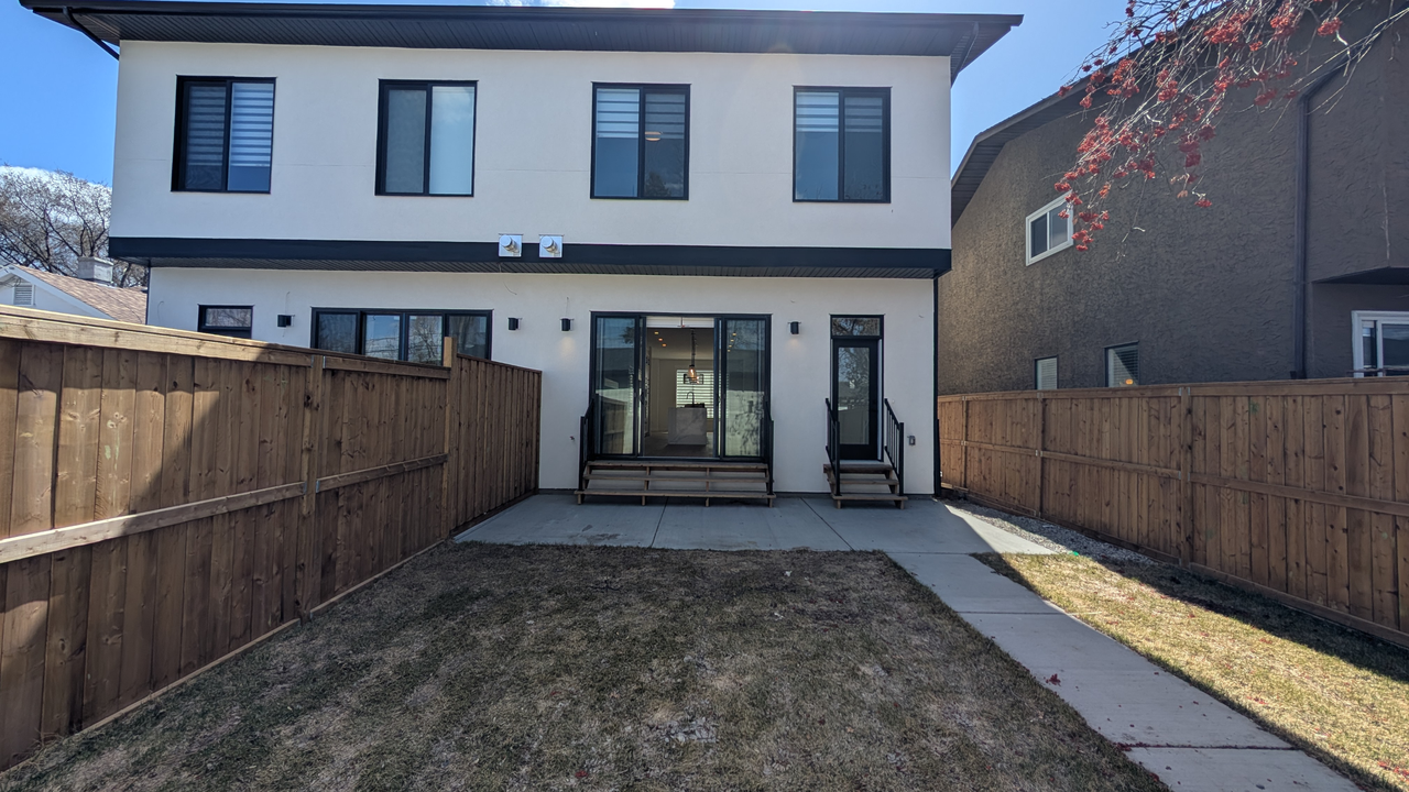 240A 22 Ave Nw - Photo 3 of 29