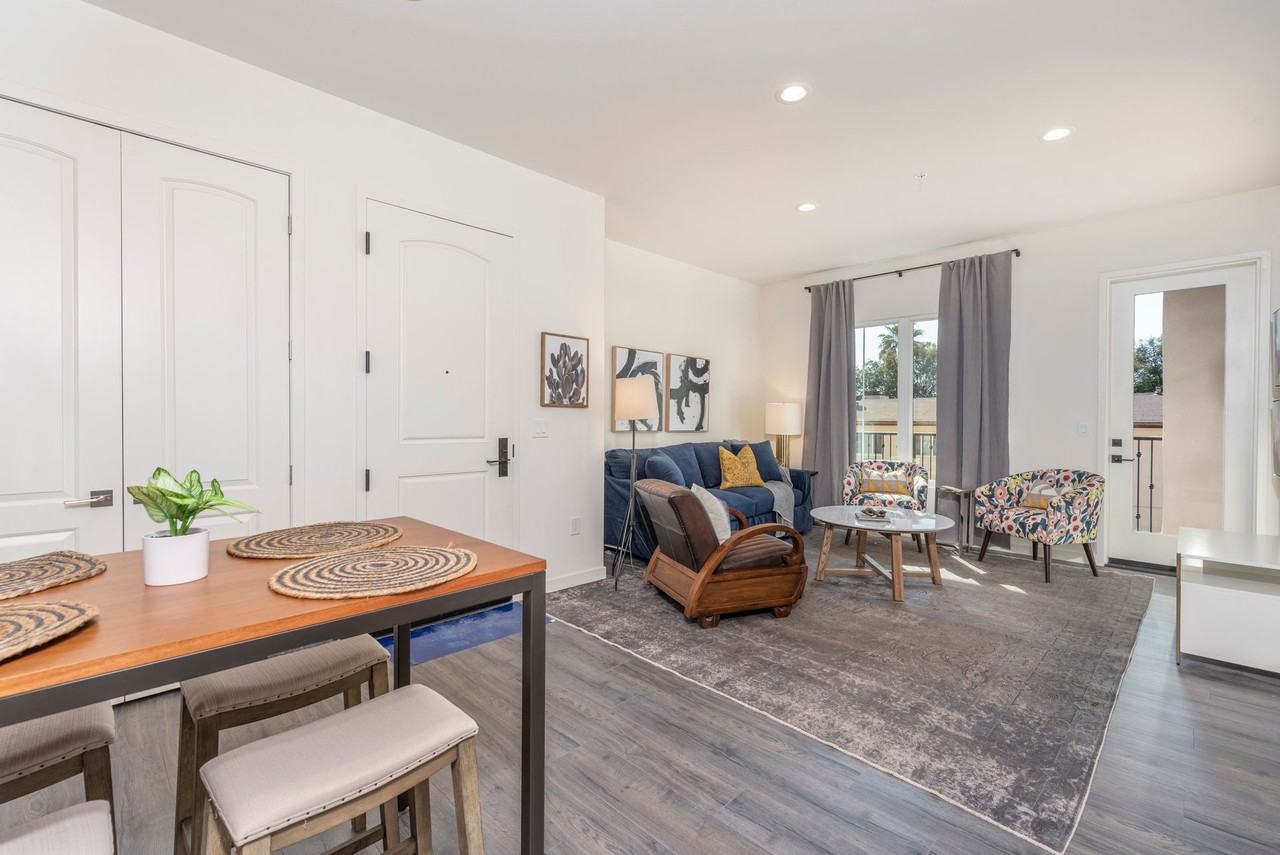 Mission View Residences - Photo 5 of 50