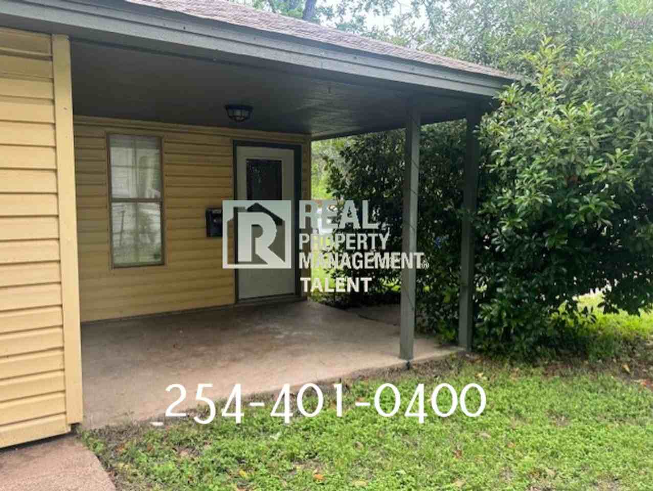 928 N 11th St - Photo 2 of 17