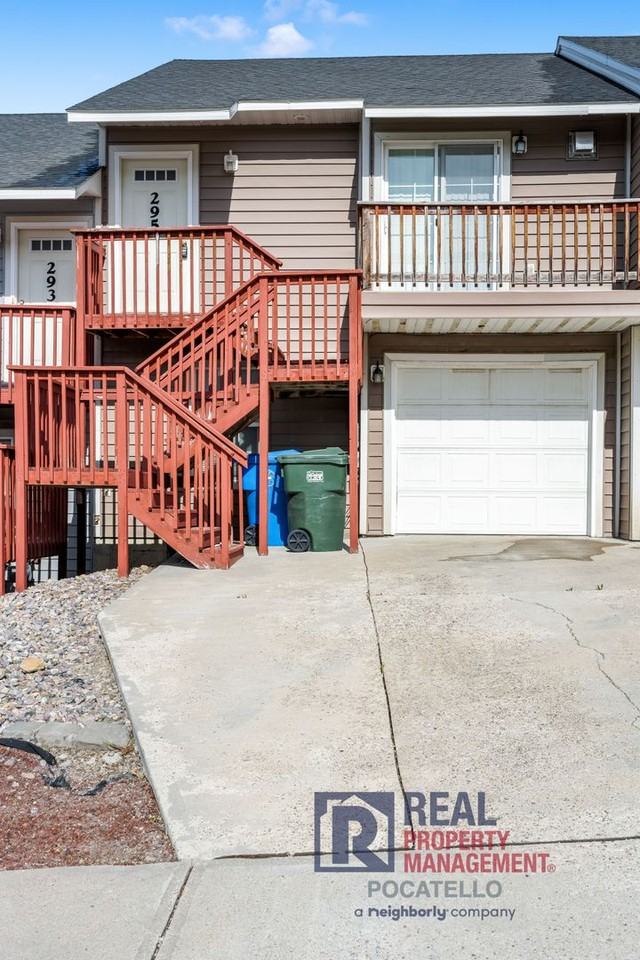 295 La Valle Strada - Photo 2 of 16