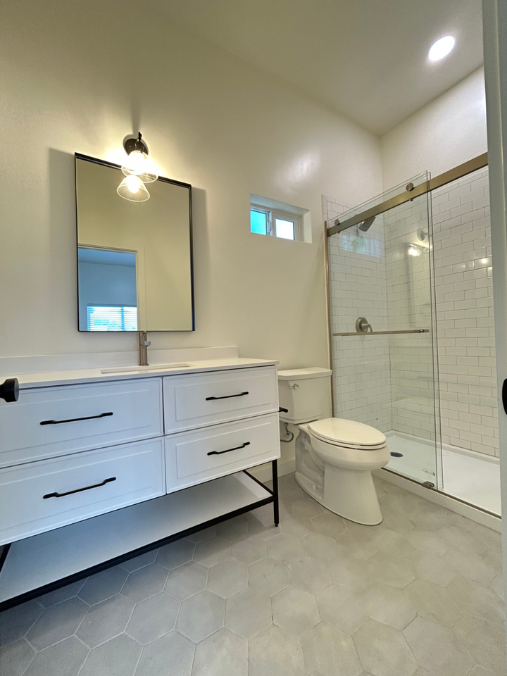 1119 San Pascual St - Photo 3 of 17