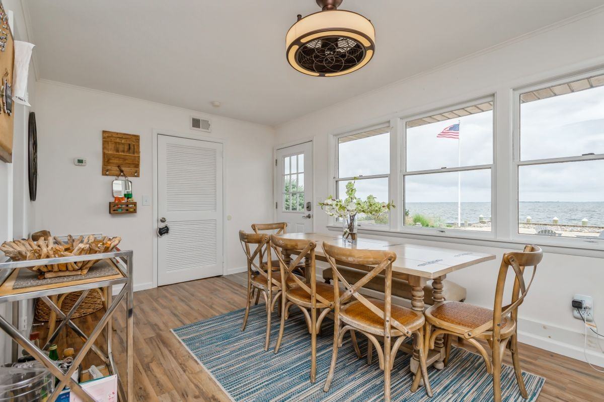 78 Sheridan St - Photo 2 of 3