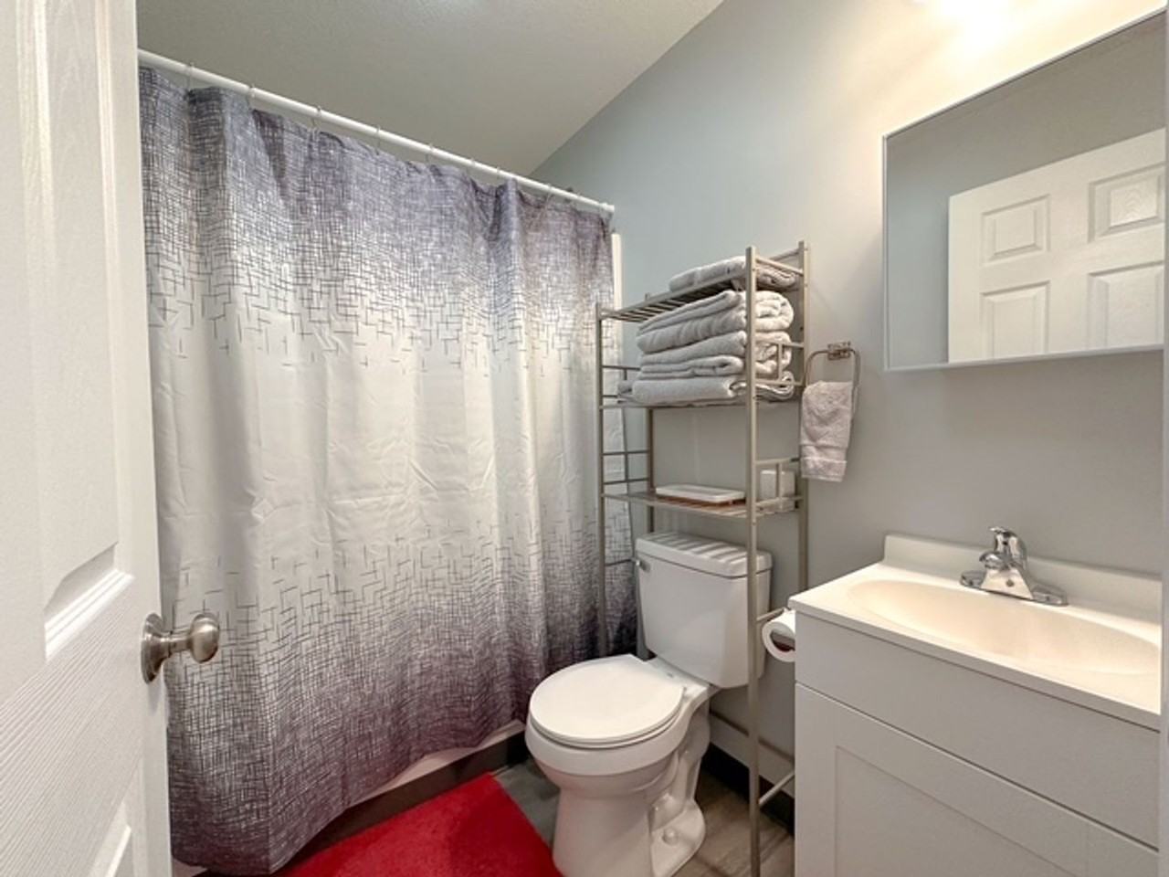 604 N Main St #8 - Photo 5 of 11