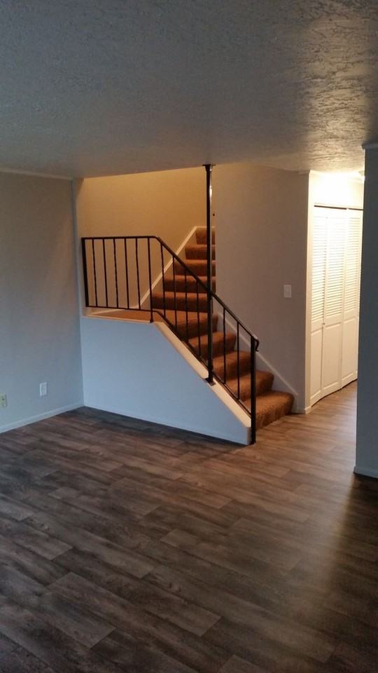 Woodland Manor Apartments - Photo 2 of 21