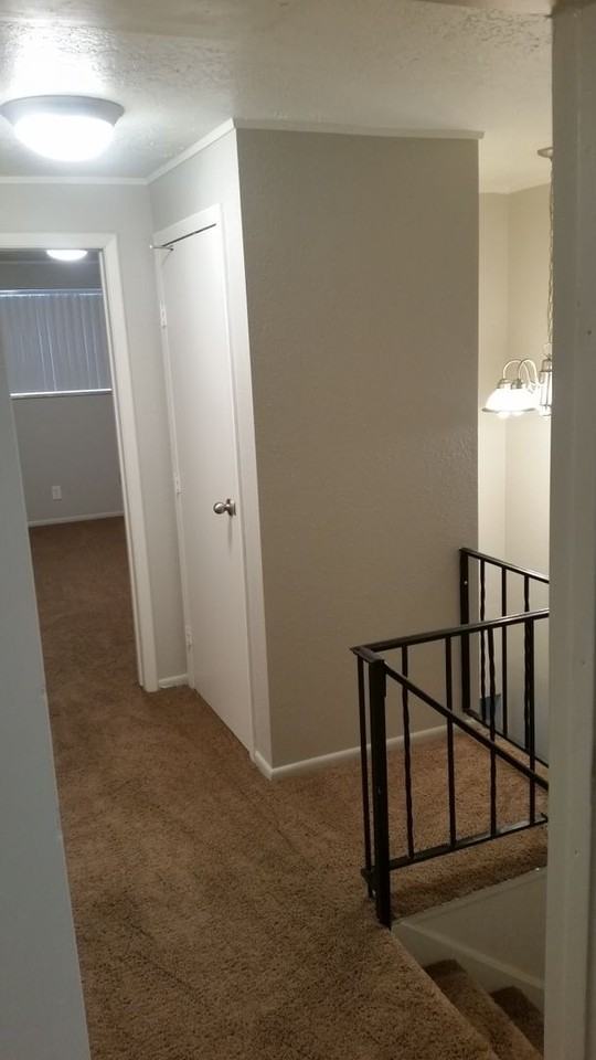 Woodland Manor Apartments - Photo 7 of 21