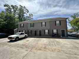 featured image of 855 Tracy Ln