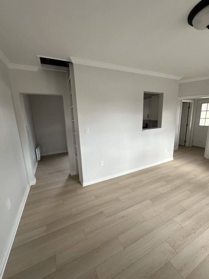 41 Garden Dr #1 - Photo 3 of 13