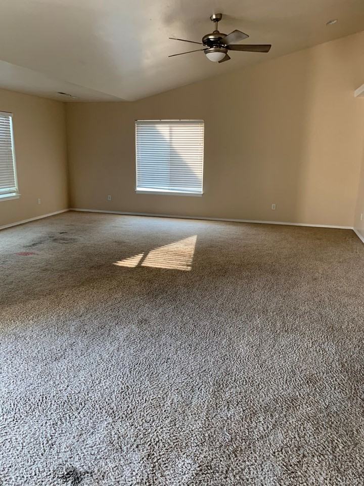 2516 Chantal Ave - Photo 2 of 11