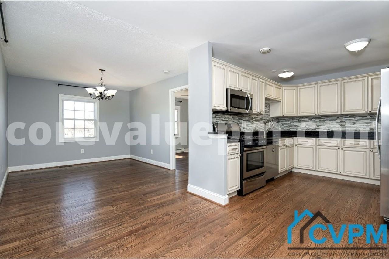 7805 Citadel Dr - Photo 5 of 28