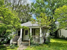 923 E Dale St - Photo 1 of 1