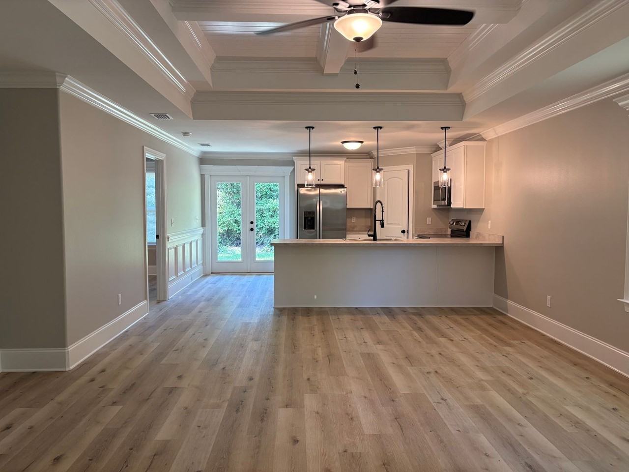 212 Tafflinger Rd - Photo 2 of 15