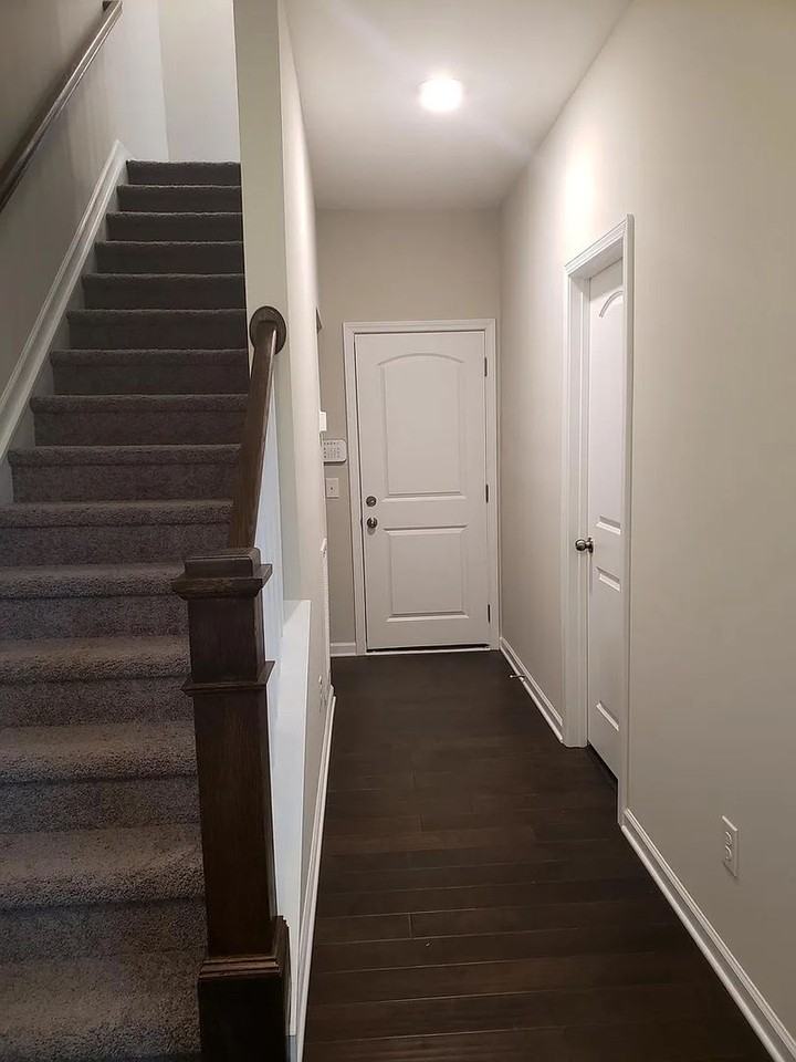 1245 Whitby Moore St - Photo 2 of 23