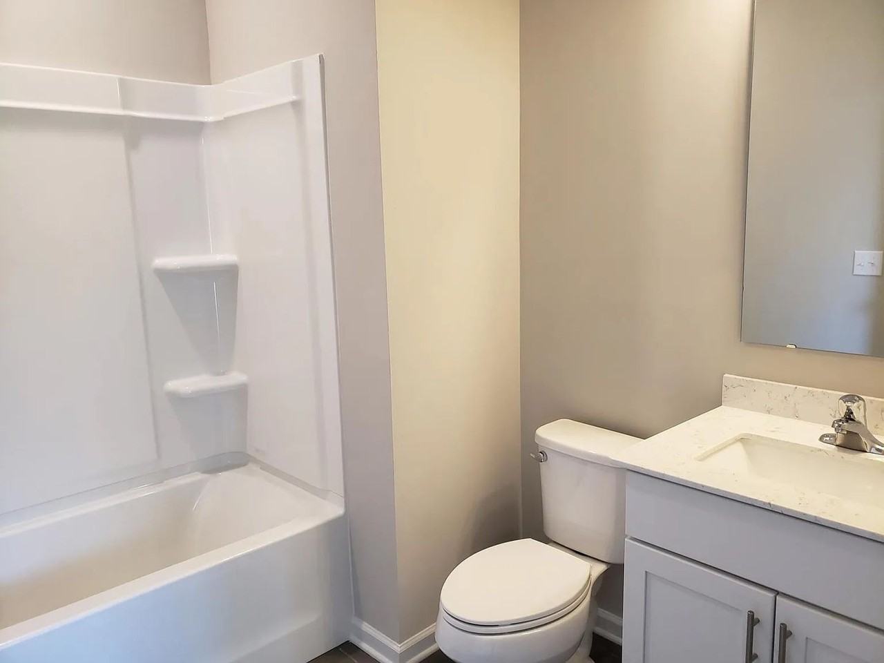 1245 Whitby Moore St - Photo 4 of 23