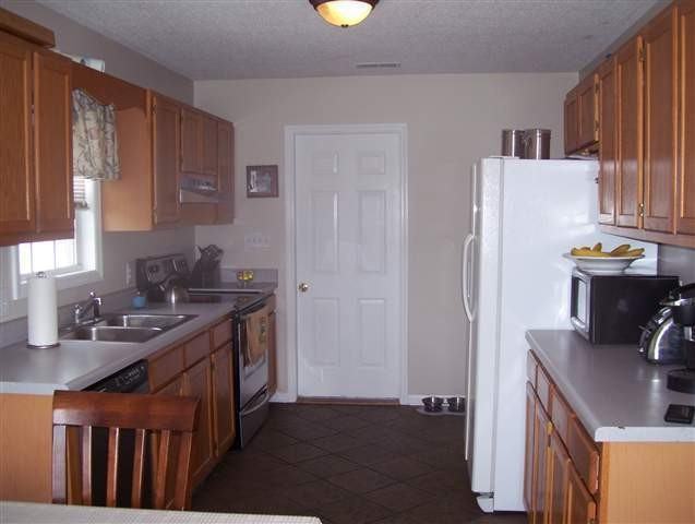 267 Parnell Rd - Photo 4 of 8